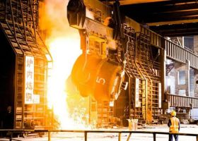 钢铁